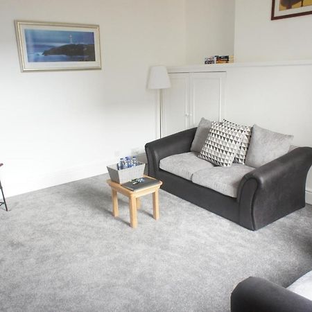 Flat 2 Opposite Travel Lodge كولوين باي المظهر الخارجي الصورة