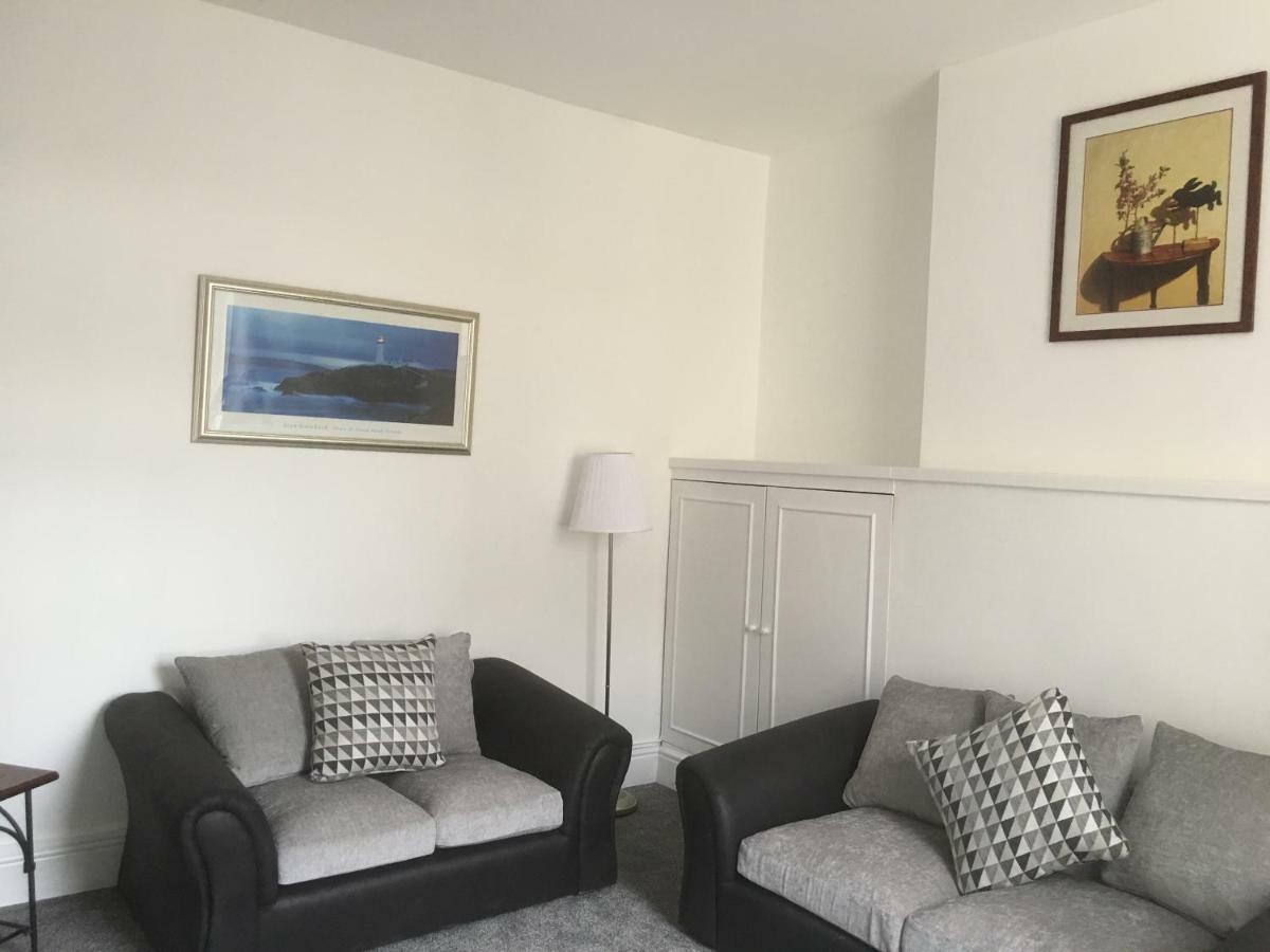 Flat 2 Opposite Travel Lodge كولوين باي المظهر الخارجي الصورة
