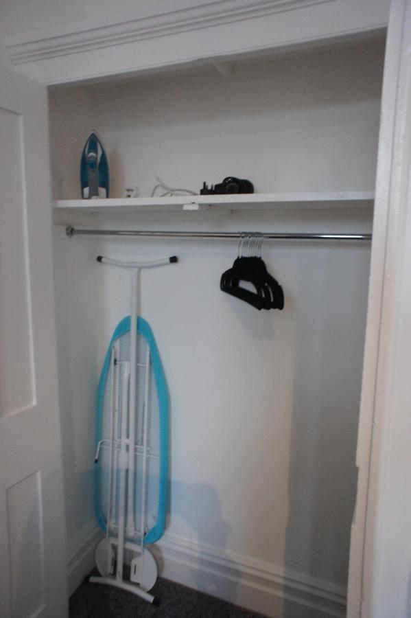 Flat 2 Opposite Travel Lodge كولوين باي المظهر الخارجي الصورة